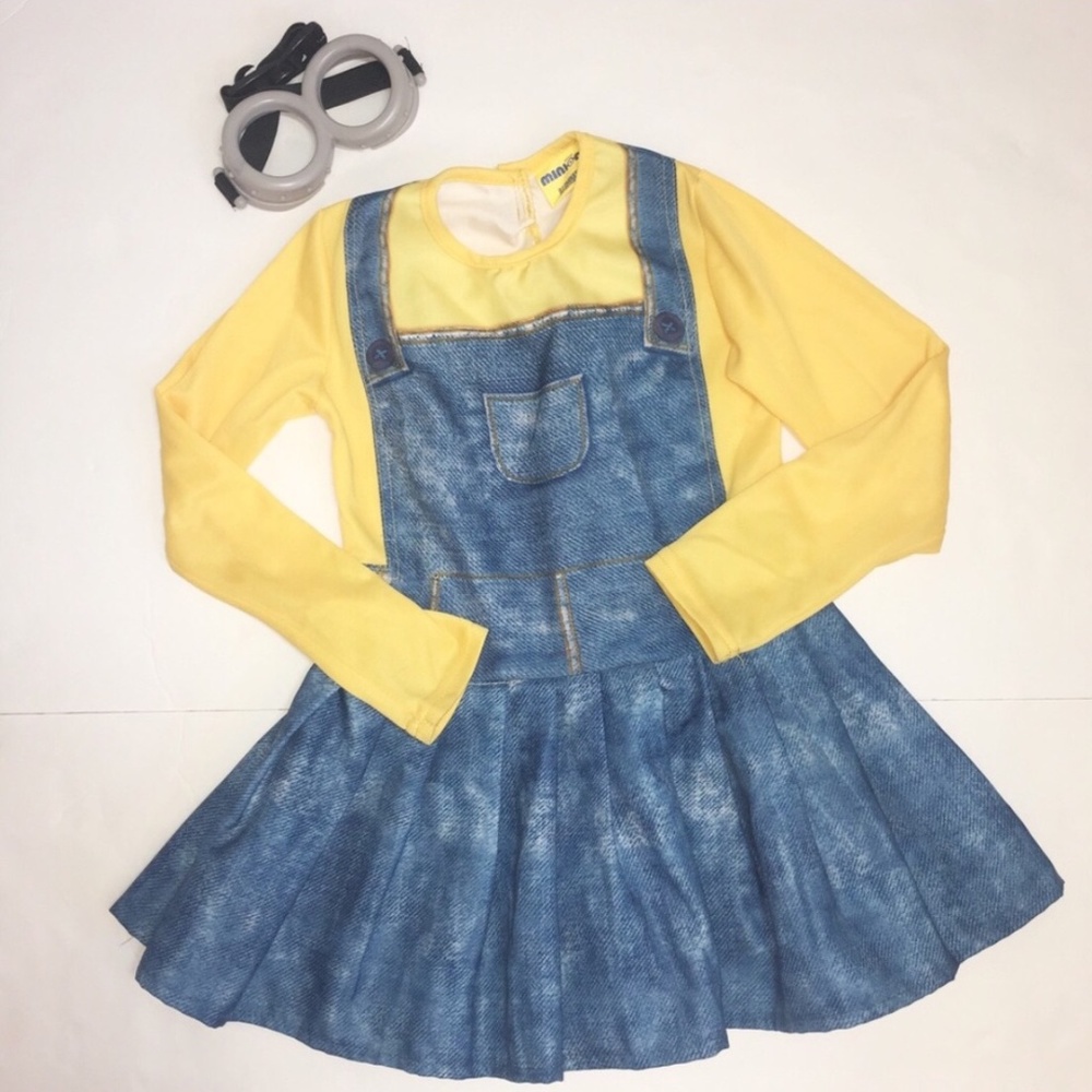 ⤵️$20 Female Minion Costume Dress Goggles Minions